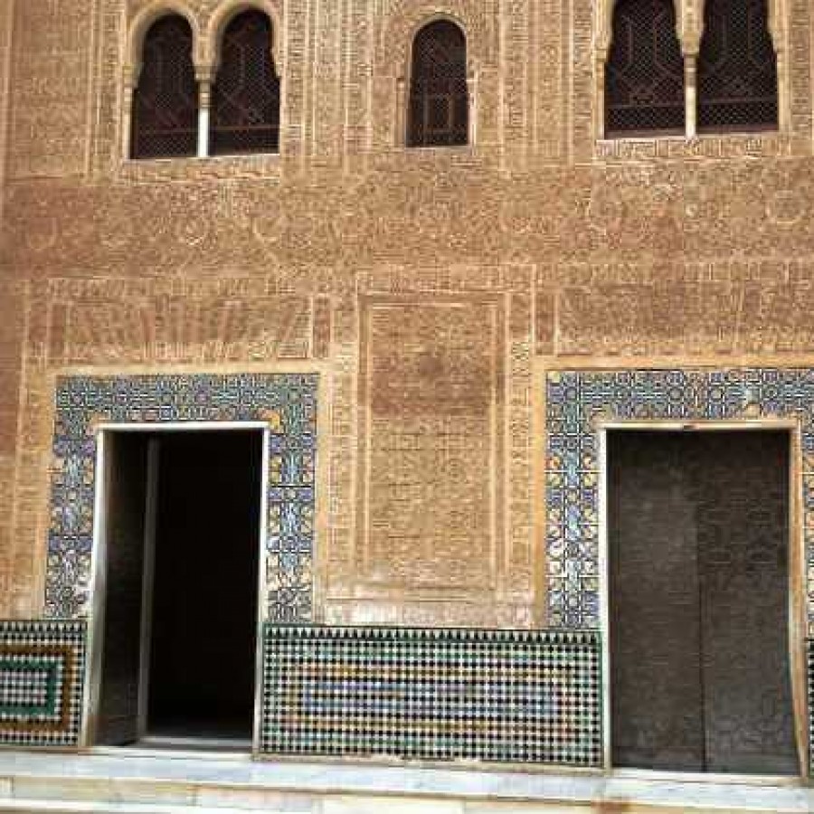 дворцы насридов в Альгамбре