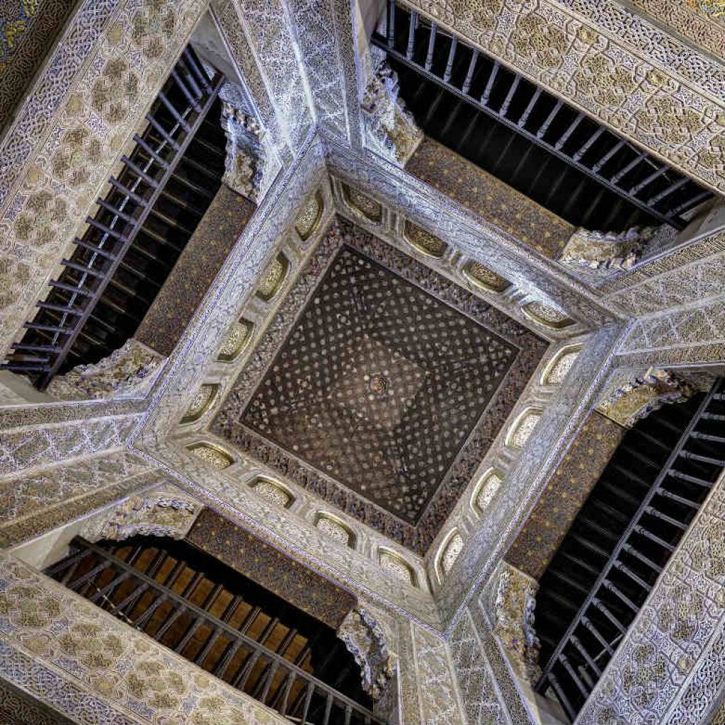 бани Альгамбры